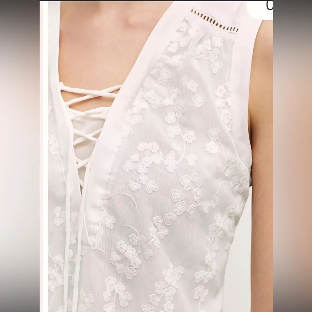 Anthropologie Maeve embroidered top‎ white